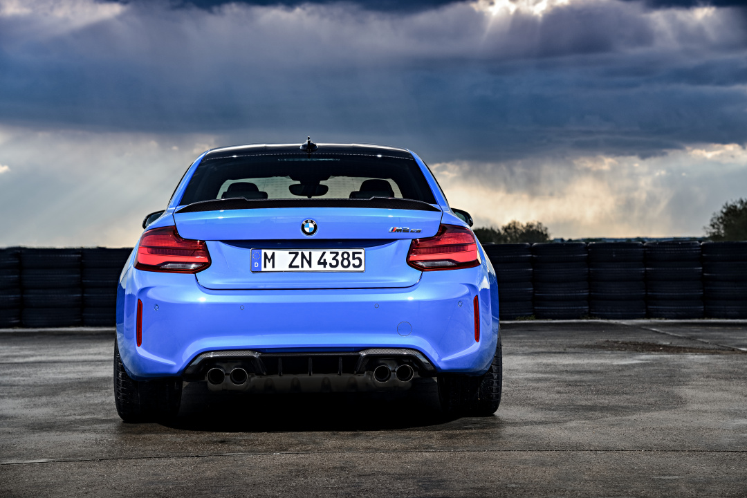 SMALL_P90374196_highRes_the-all-new-bmw-m2-c